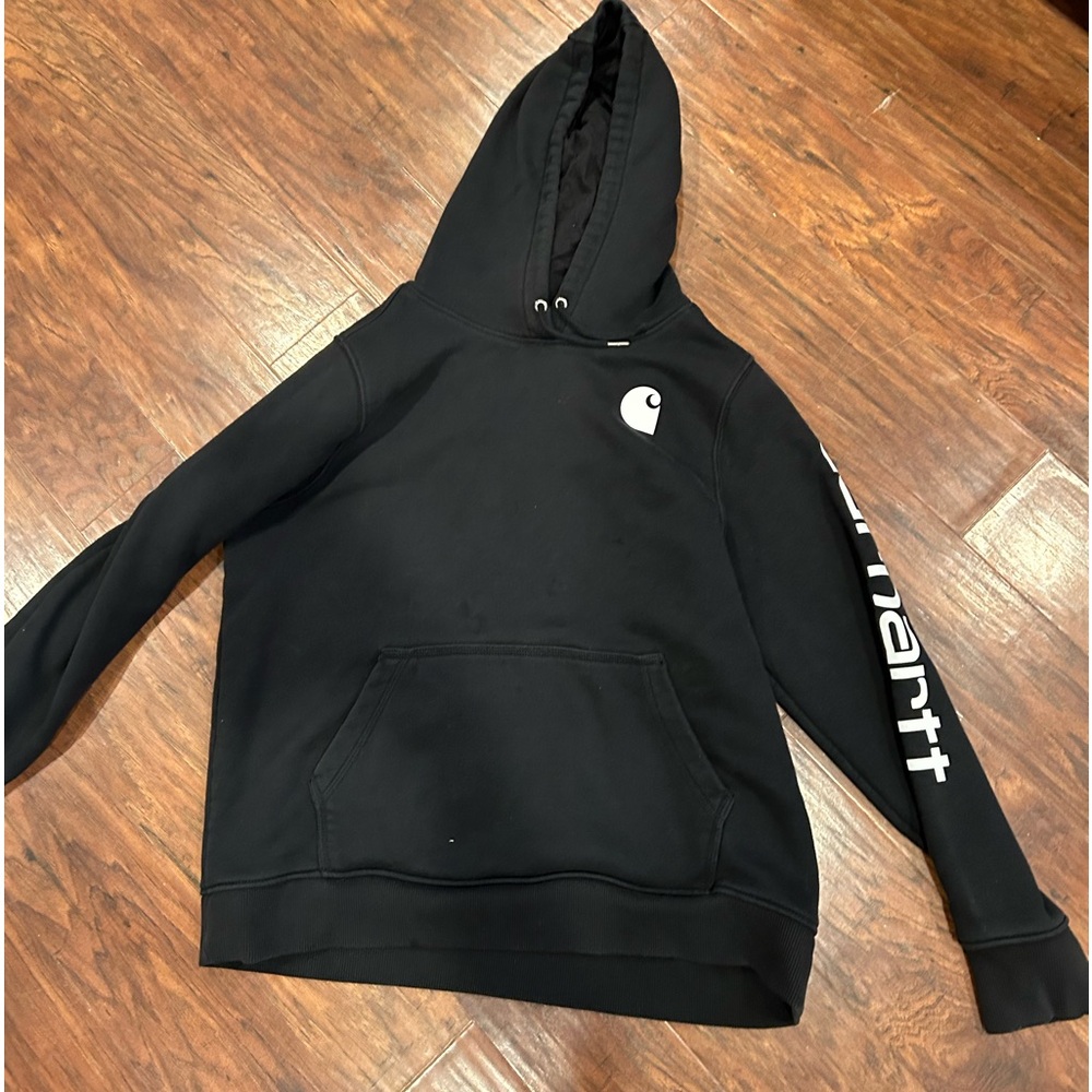 black carharrt hoodie